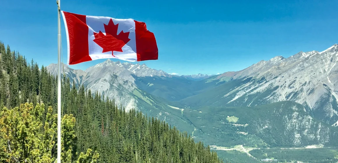 The Iconic Design of the Canadian Flag: A Symbol of Unity and National Identity